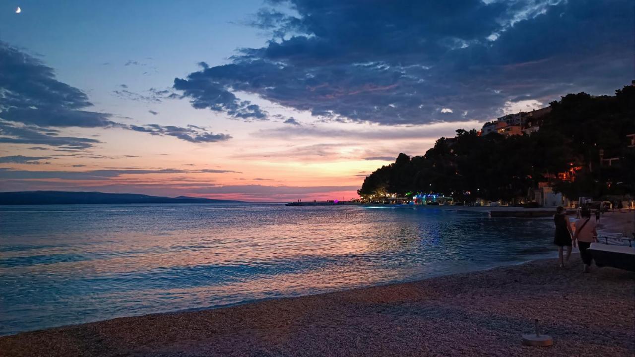 Villa Ruza 30M From The Beach Baska Voda Luaran gambar
