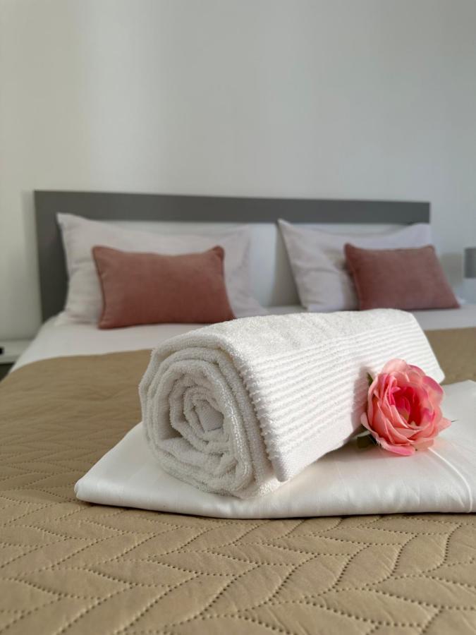 Villa Ruza 30M From The Beach Baska Voda Luaran gambar
