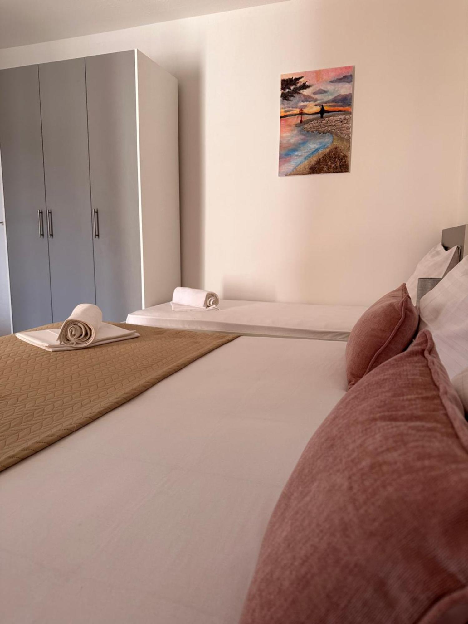 Villa Ruza 30M From The Beach Baska Voda Bilik gambar