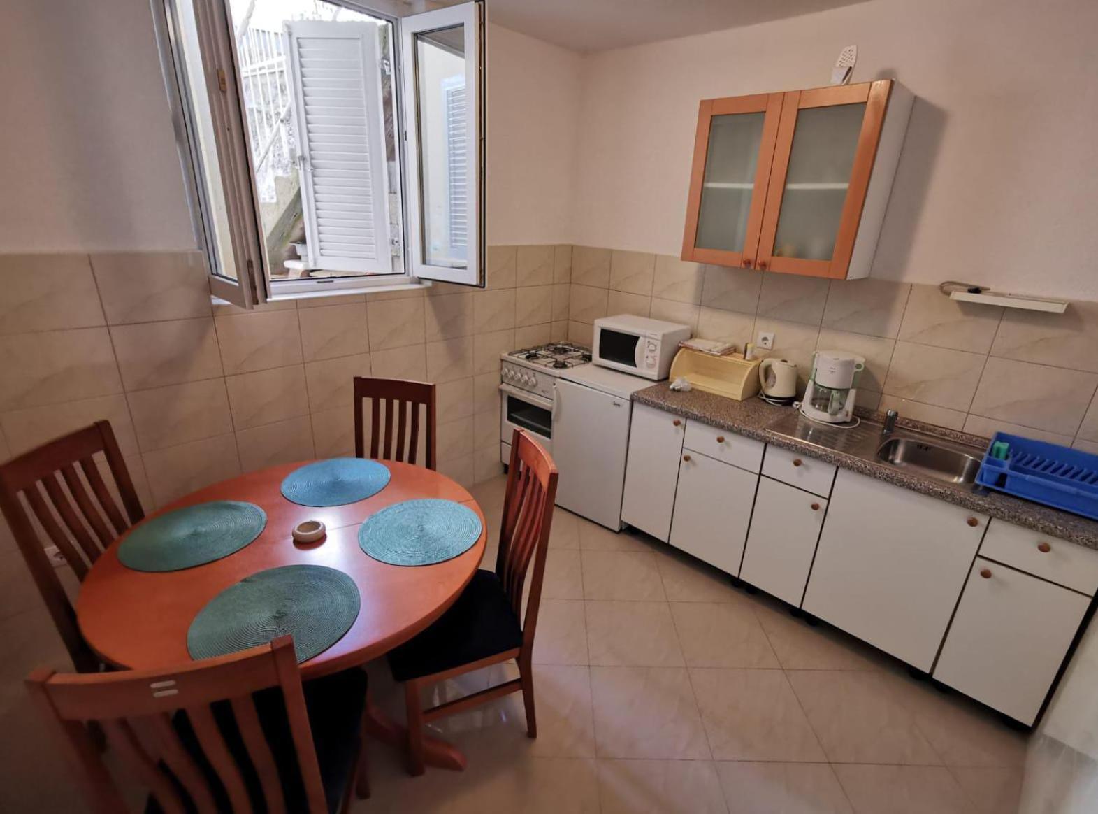 Villa Ruza 30M From The Beach Baska Voda Bilik gambar