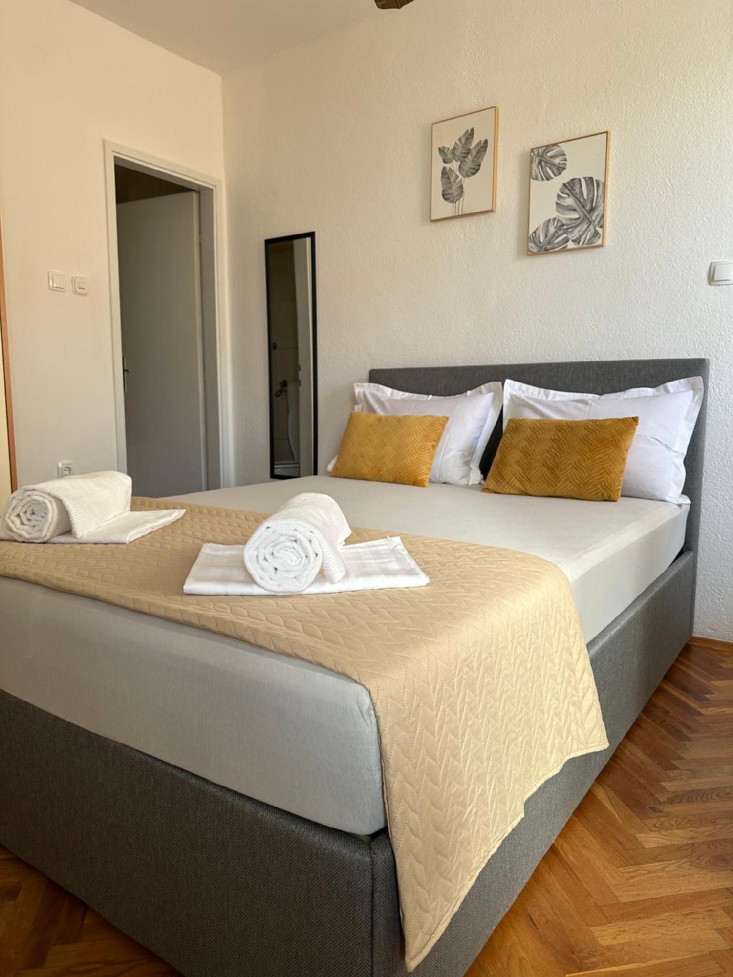 Villa Ruza 30M From The Beach Baska Voda Bilik gambar