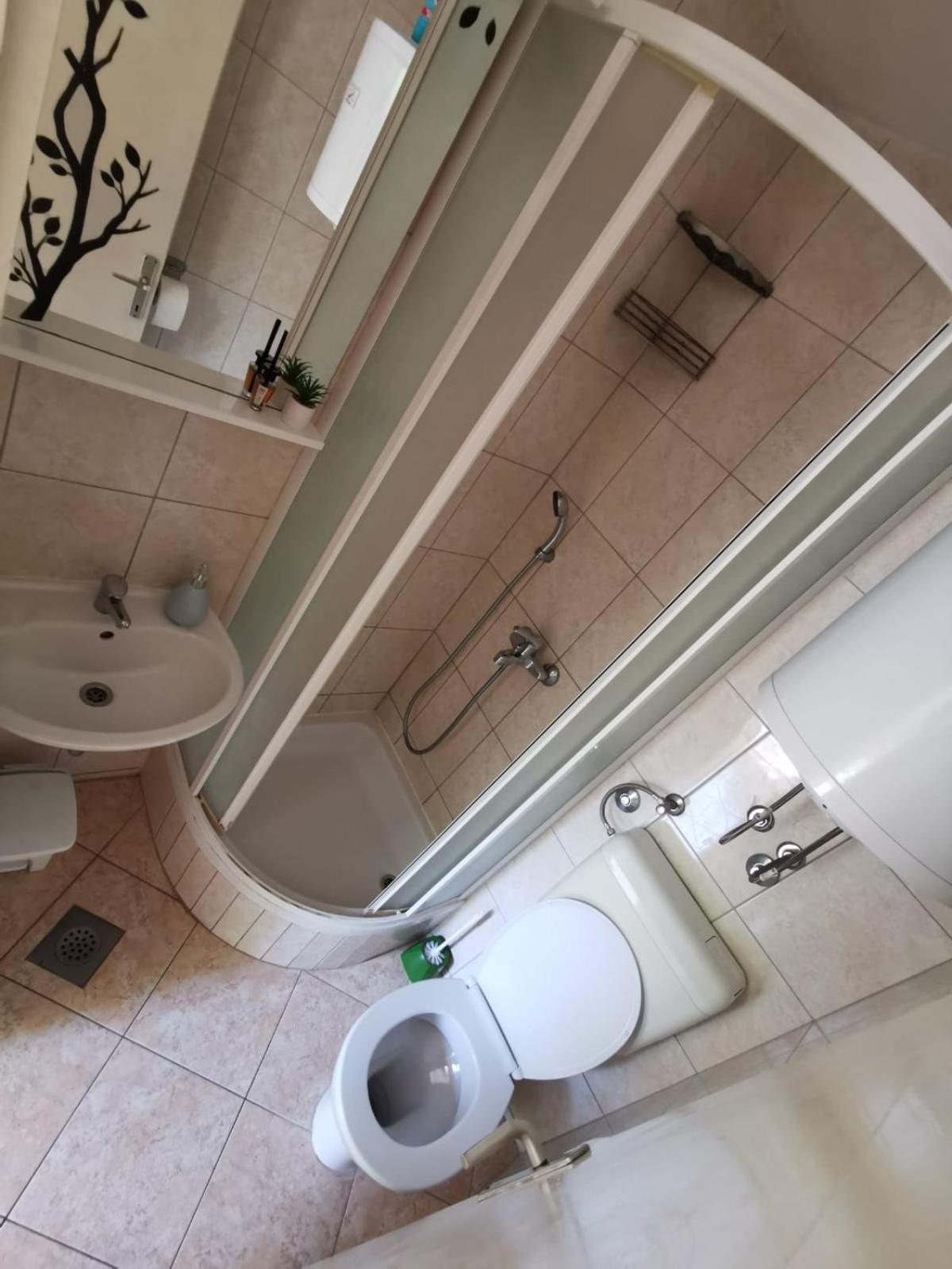 Villa Ruza 30M From The Beach Baska Voda Bilik gambar