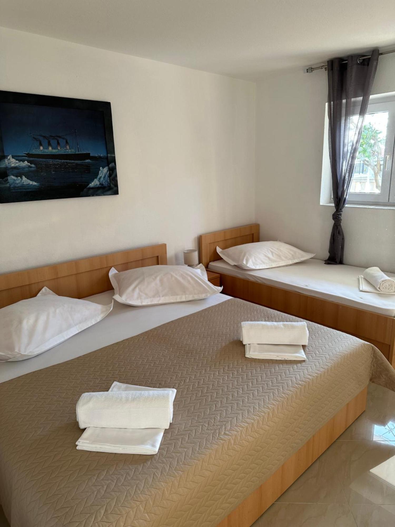 Villa Ruza 30M From The Beach Baska Voda Bilik gambar